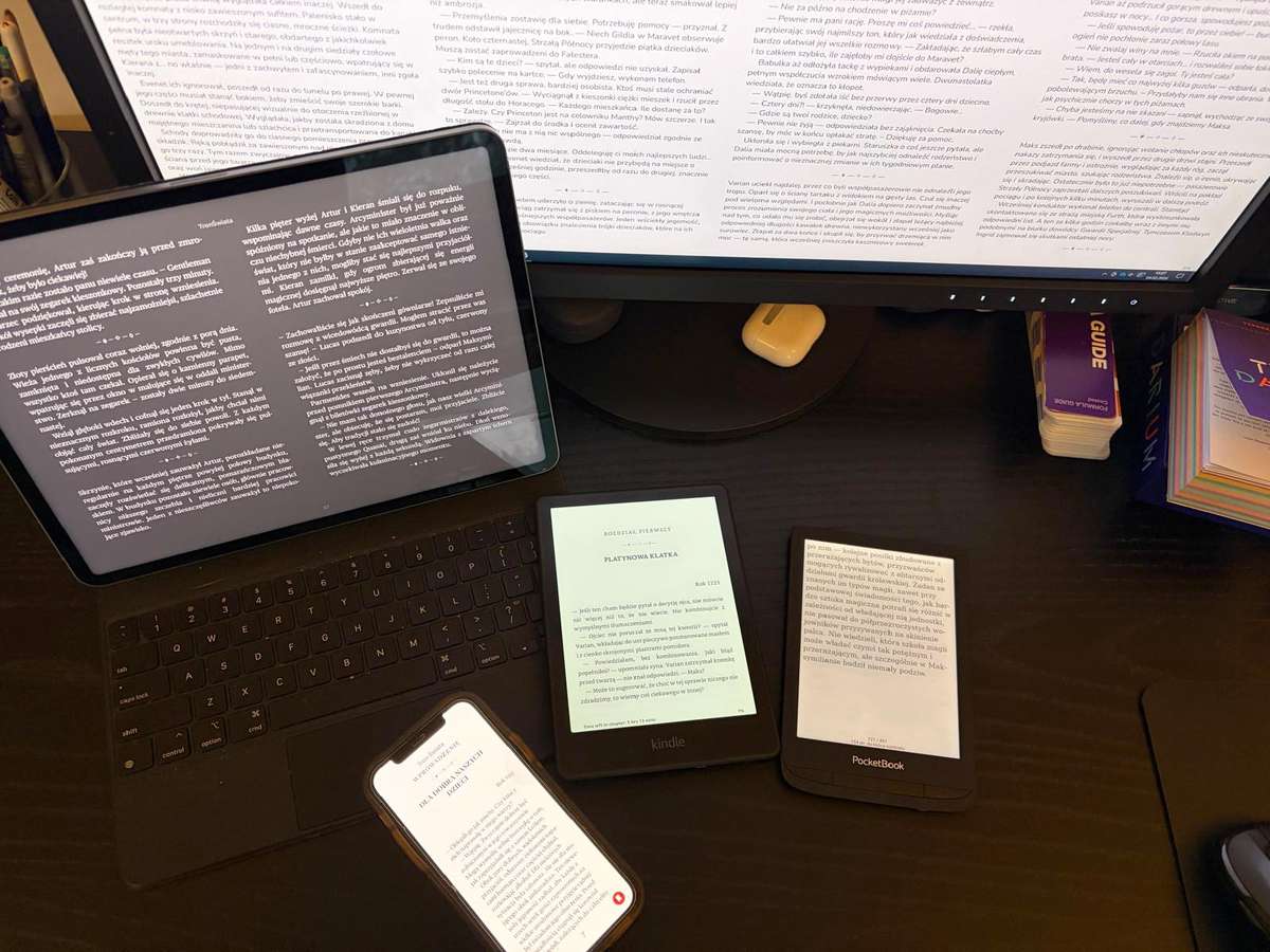 Konwersje e-booków — EPUB i PDF przygotowane do sprzedaży online.